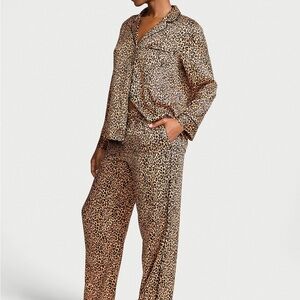 Victoria’s Secret Leopard Print Women's Pajama Set